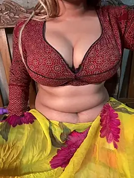 Webcam Model (CANDY-3)  is live.Free join now!