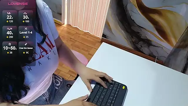 valery_cute_18 webcam