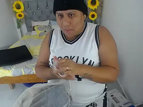 hotlesby_valery webcam