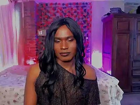 LaGoldenBitch webcam