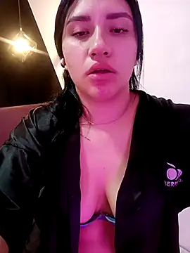 Veronica_Lewis_ webcam