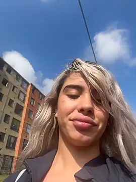 YouCandiSumisa webcam