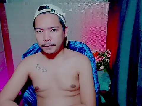 MANIACasianX webcam
