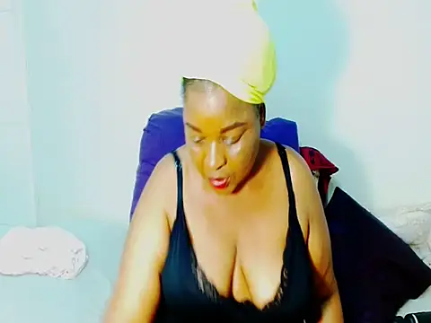 Love-Racheal75 webcam