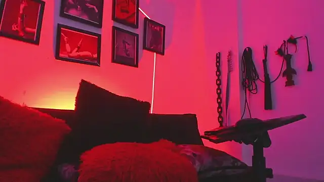 MistressNyx_cg webcam