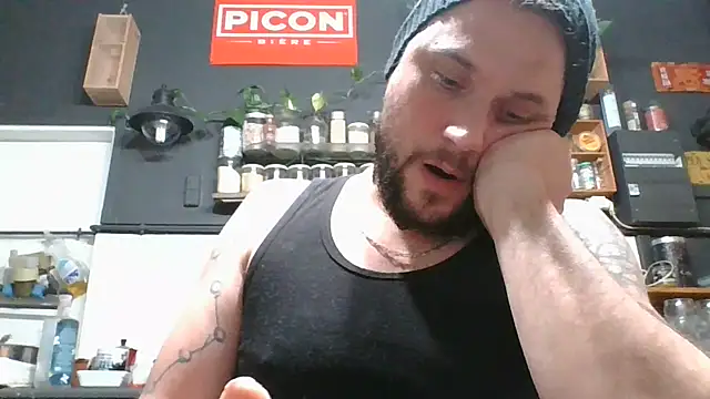 Titilouonlyf69 webcam