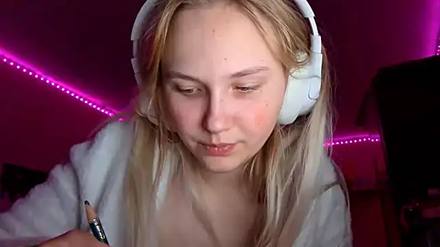 KarinRobertson webcam