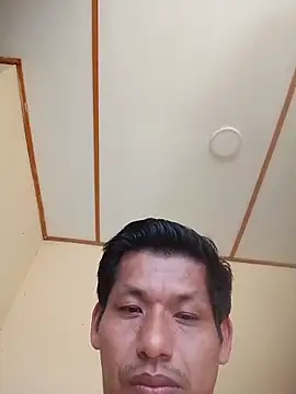 activo202 (Ask my age) - Acompañame  sacarme la leche