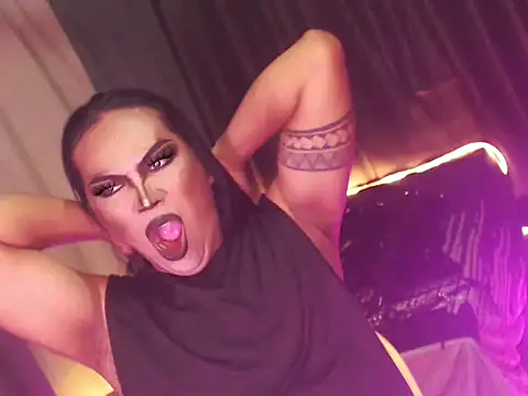 Hail_ur_Dominant webcam