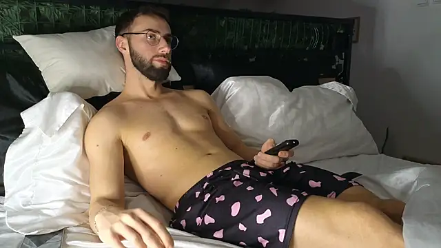 RyanStorm_ webcam