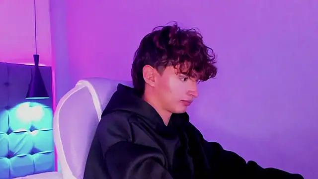 NicolasFerrer18 webcam