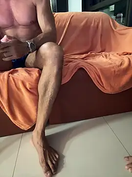 CasadoLutadorBigStuds webcam