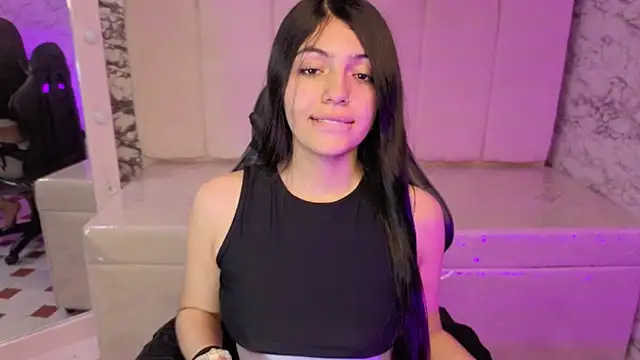 cami_goddess_r webcam