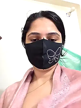 Webcam Model (Suvosri)  is live.Free join now!