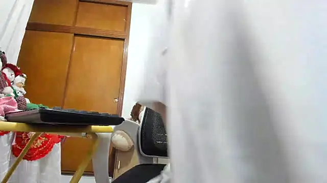 Adele_johnsonn1 webcam