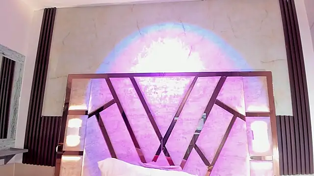 Athenea_Mills webcam