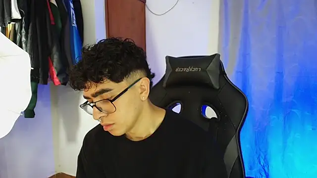 _nickconnor01 webcam