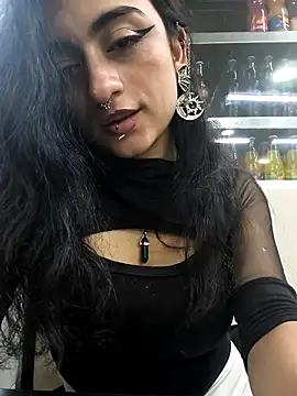 Webcam Model (Lila_Desiree) is live