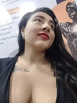 _Sarah-Office1 webcam