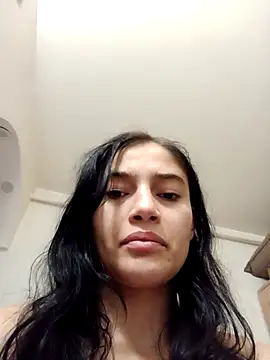 Virgin_Pussy_Love webcam