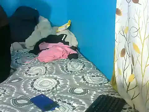 VirginPrincess06 webcam