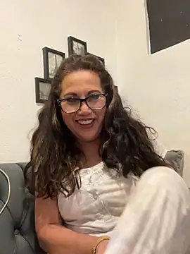 MirandaLatinaLovely webcam