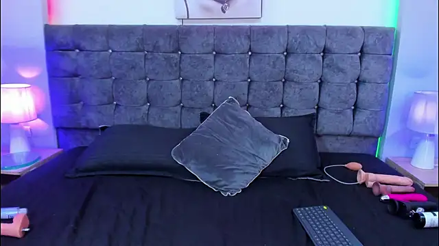 isabella_horney_ webcam