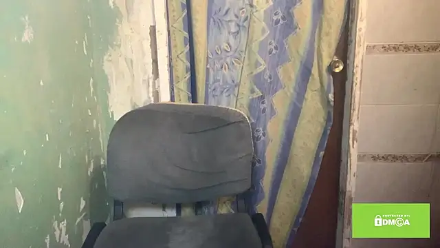 ArianeBhayani webcam