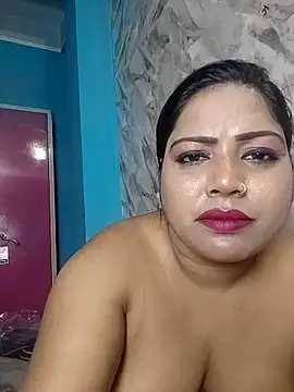 Webcam Model (hornypriya696) is live
