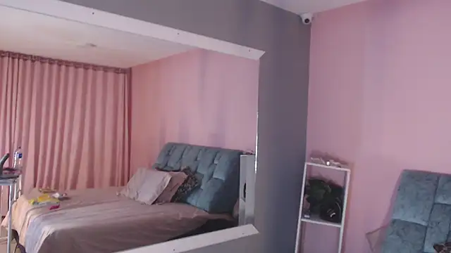 Camila_Russoo webcam