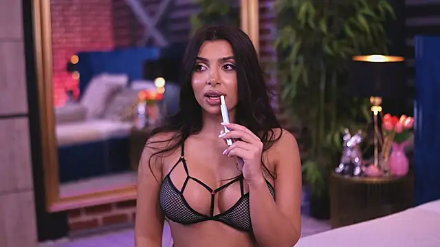 NicoleCellini webcam