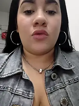 Kendra-daring webcam