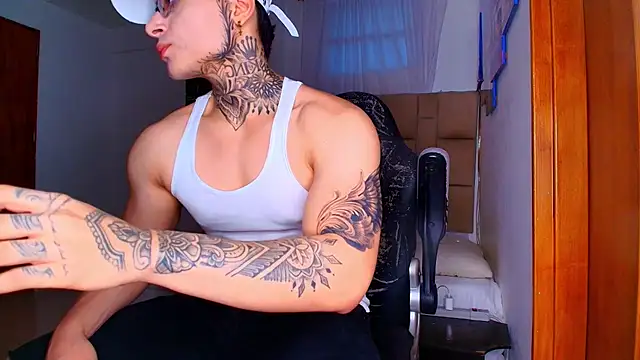 DennisWalkerr webcam