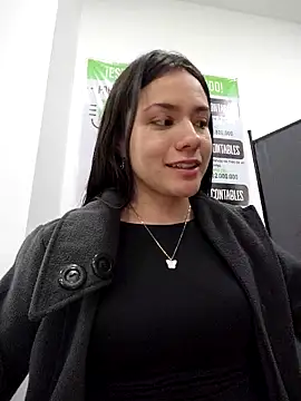 CHARLOTTE__05 webcam