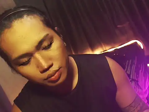 Hail_ur_Dominant webcam