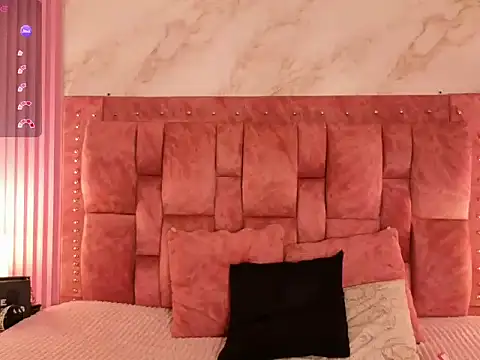 Roxana_Scottt webcam