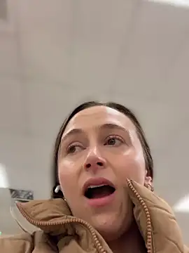 lunagirl13 (F young) - Let’s get horny 😈😈😈