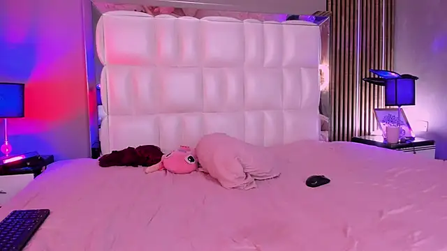 xCharlotte_20 webcam