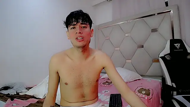 THE_VIPS_TWINK webcam