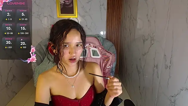bella_vibess_s webcam