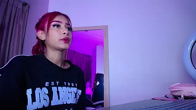 Anastasia_DeVine webcam