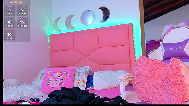 BabyDollvibes webcam