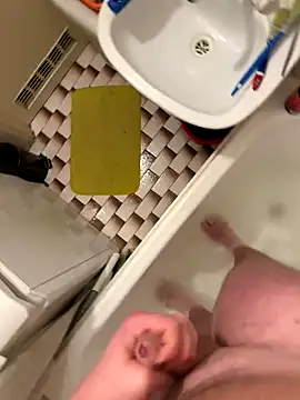 losehope009 (M young) - You’re very cute 😘