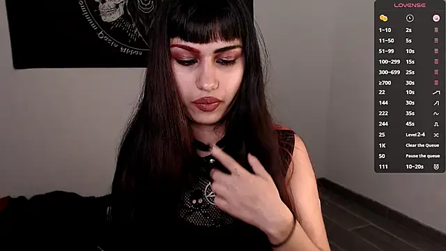 Little-Lucifer webcam