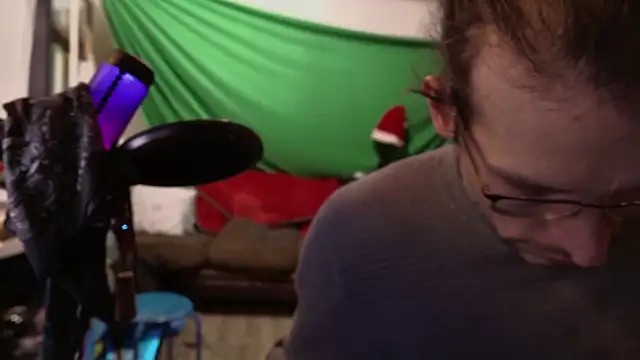 MasterDaddyCool webcam