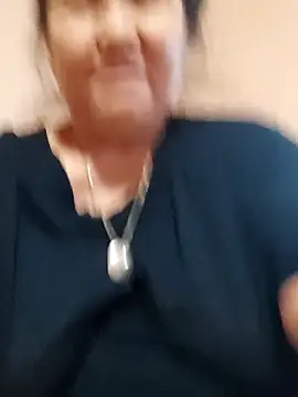 Zulfiya_Bruce webcam