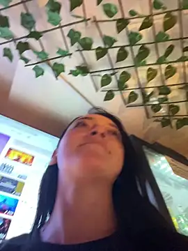 Webcam Model (Lia__white)  is live.Free join now!