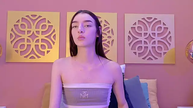 Pettite_Alice webcam