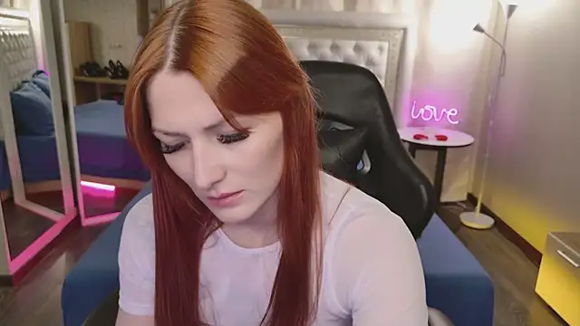 Alice_on_fire webcam