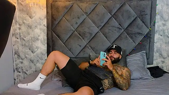 Apolo_rousse1 webcam